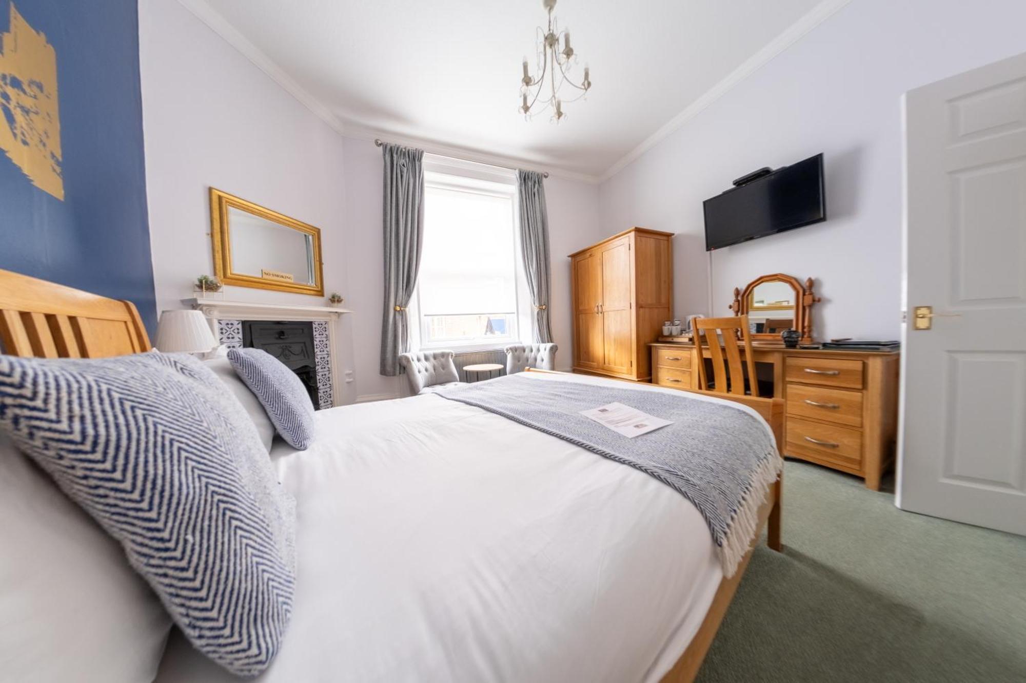 Number 7 Guest House Whitby Eksteriør bilde